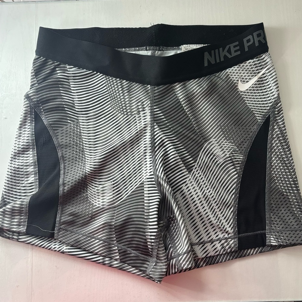 Nike Pro Dri-Fit M Performance Training Shorts Black & White